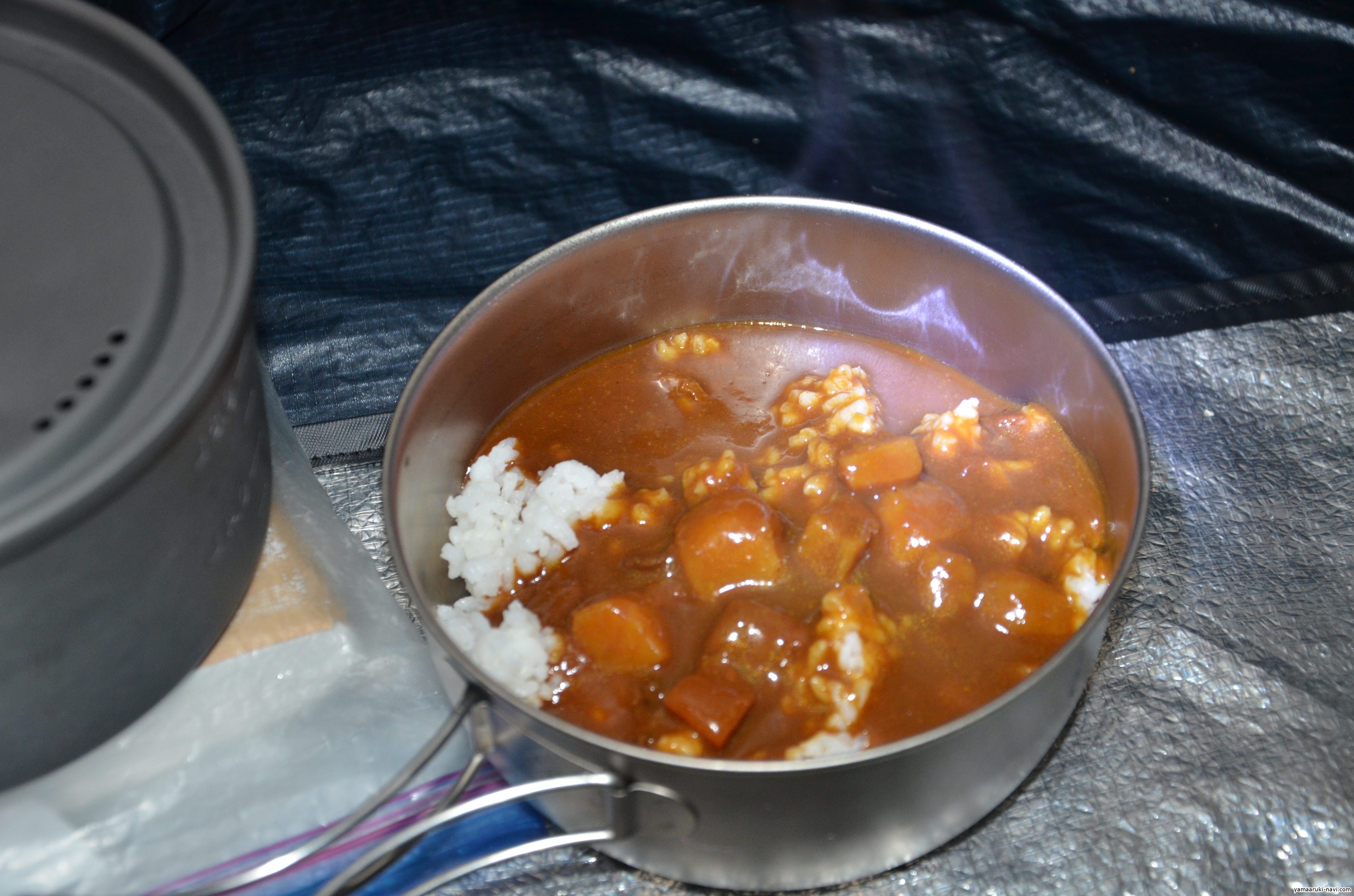 レトルトカレーとアルファ米で美味しくインスタントカレー 山歩きnavi レトルトカレーとアルファ米で美味しくインスタントカレー 山歩きnavi